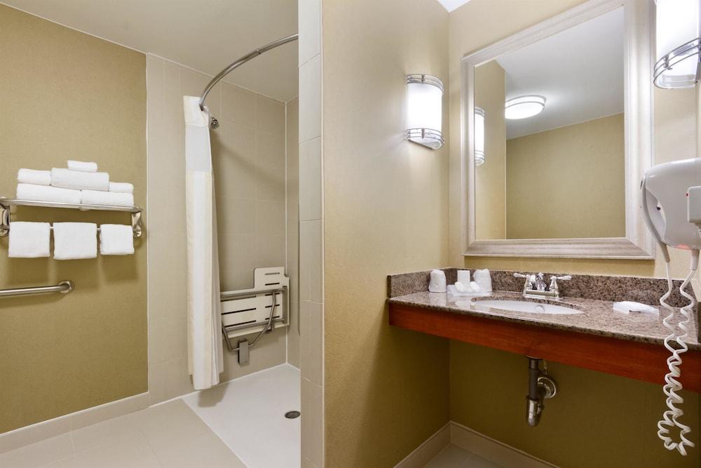 Hilton Garden Inn Houston/Clear Lake Nasa Webster Exterior foto