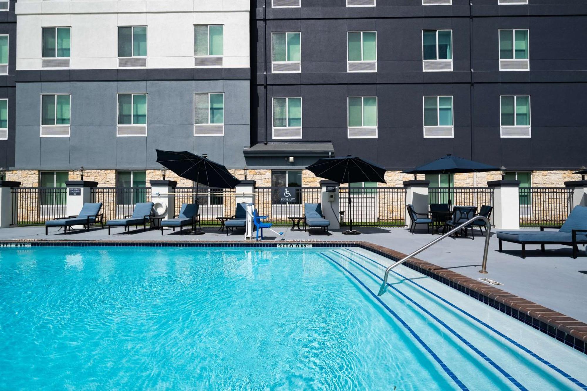 Hilton Garden Inn Houston/Clear Lake Nasa Webster Exterior foto